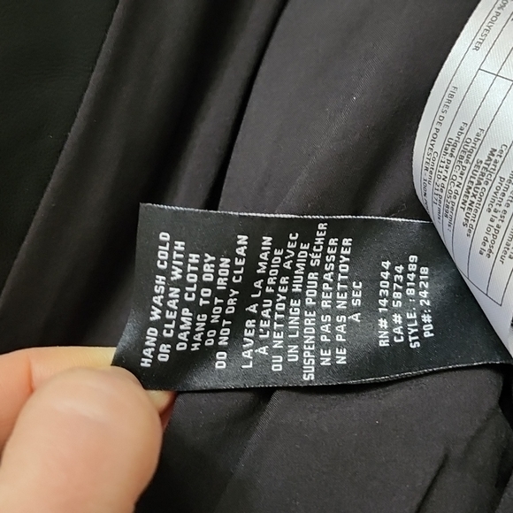 NWT 7 for All Mankind Black Faux Leather Long Puffer Vest Extra Small - Picture 12 of 15